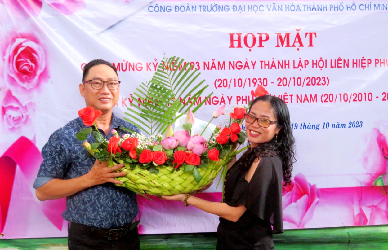 Công đoàn Trường Đại học hóa TP. Hồ Chí Minh tổ chức họp mặt kỷ niệm 93 năm Ngày thành lập Hội Liên hiệp phụ nữ Việt Nam
